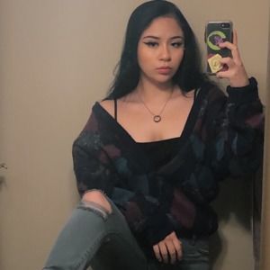 Meet your Posher, Andrea